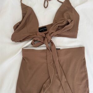 White Fox Boutique Brown Ribbed Two-Piece Skirt Set